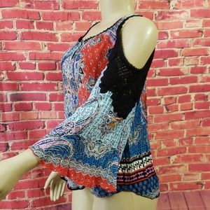 Bila Cold Shoulder Crochet Detailblouse size PS